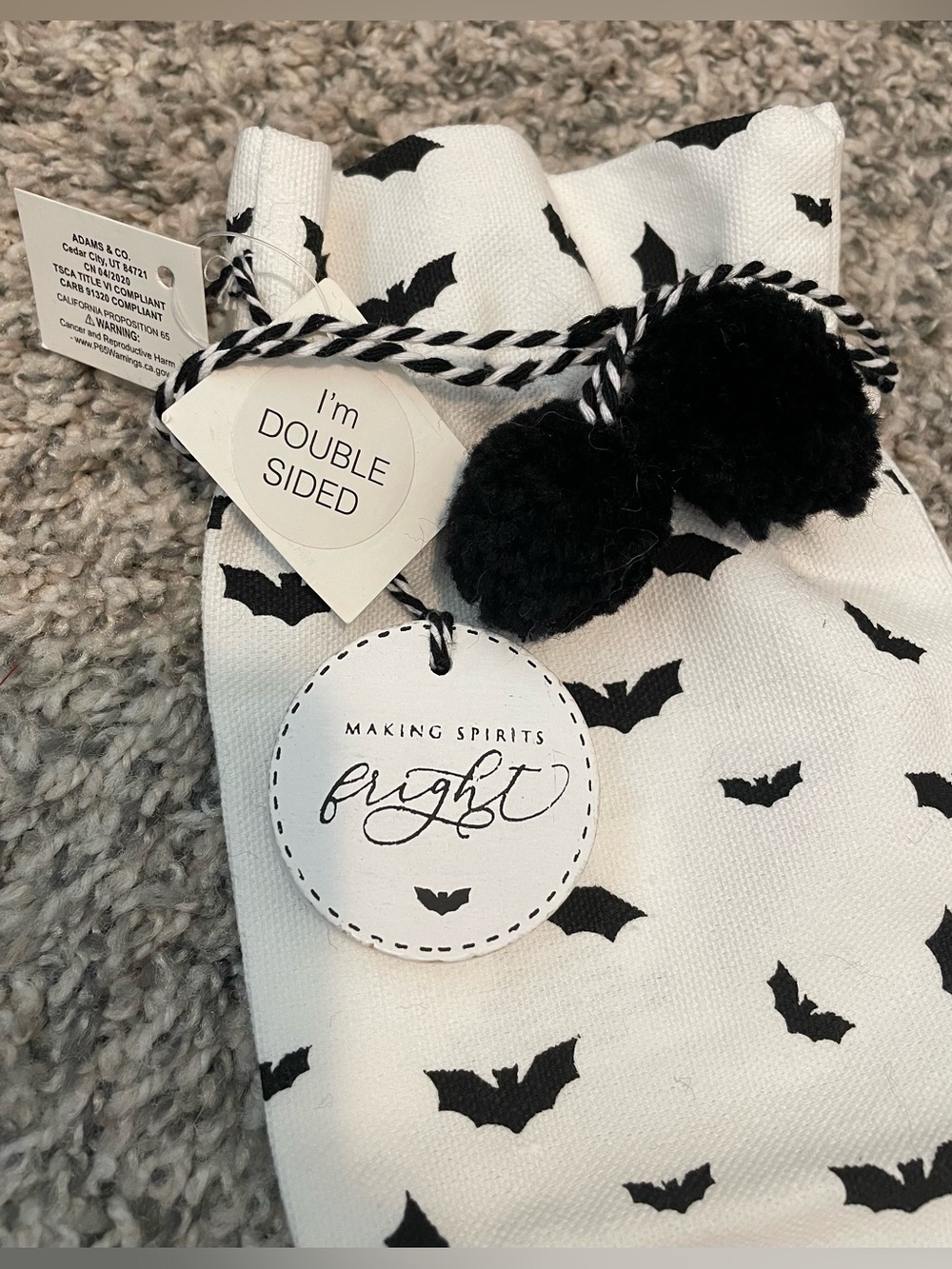 Halloween Sided Bat Print Drawstring Wine Bag - White & Black